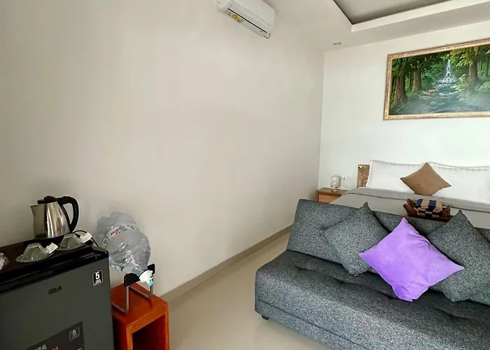 Dewata House ゲストハウス 3*