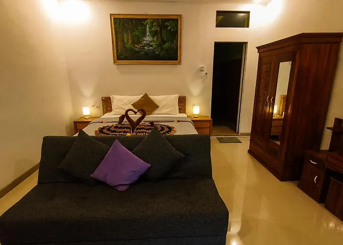 Dewata House 3*